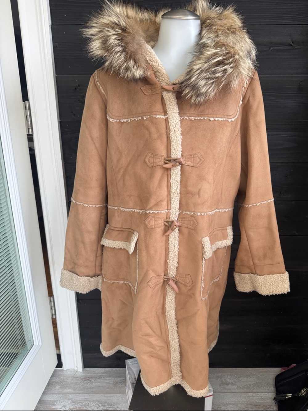 VINTAGE JONES NEW YORK SUEDE DUFFLE COAT